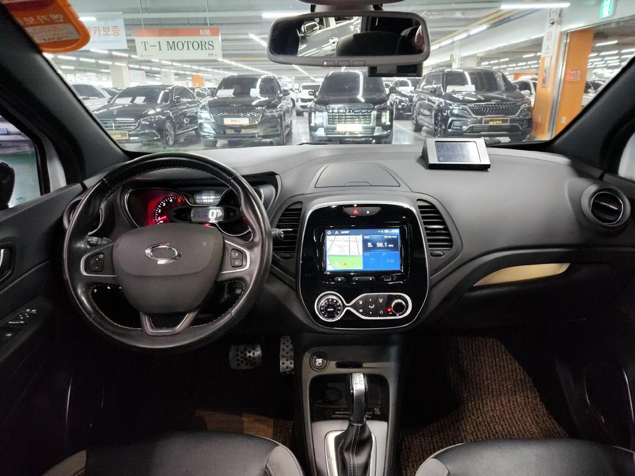 Renault QM3(CAPTUR)                                            me tabela RKS VIN: 201820156512